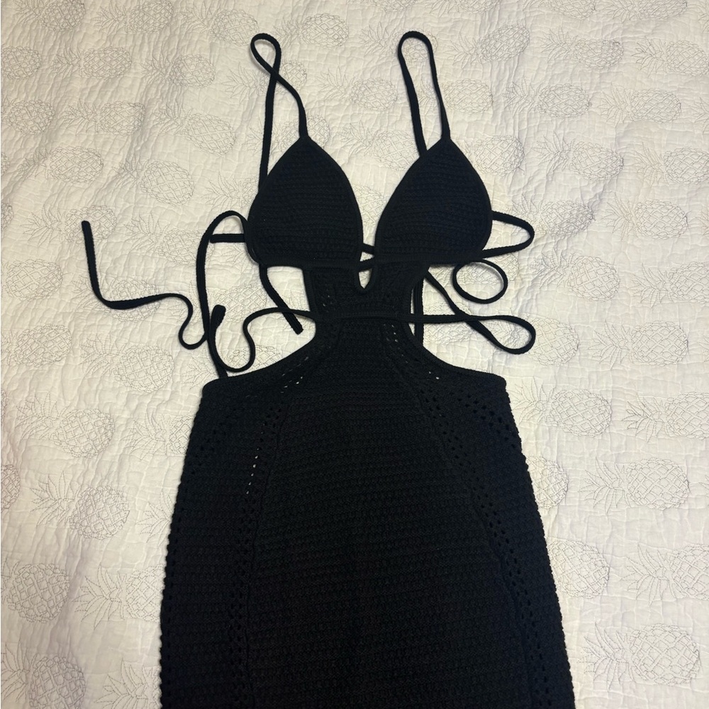 Black Backless Crochet Dress - Picture 6 of 6